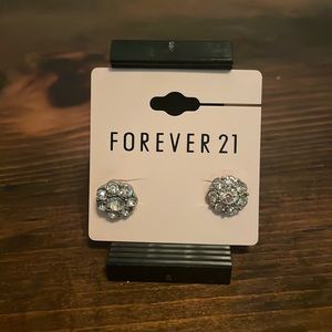 Stunning Flower Costume Jewelry Earrings